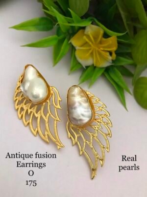 SKU BS 007 Real Pearl Earrings