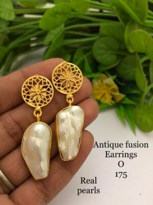 SKU BS 008 Real Pearl Earrings