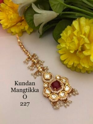 SKU KL 012 Kundan Maangtika